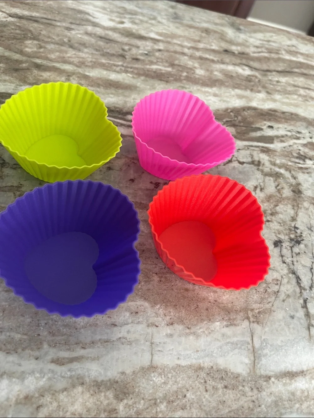 Heart-Shaped Silicone Baking Cups - Pink, Red, Lime, Purple